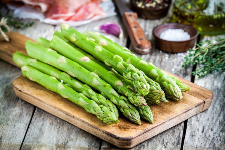 a cosa fanno bene gli asparagi proprieta e benefici