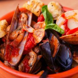 Zuppa di frutti di mare